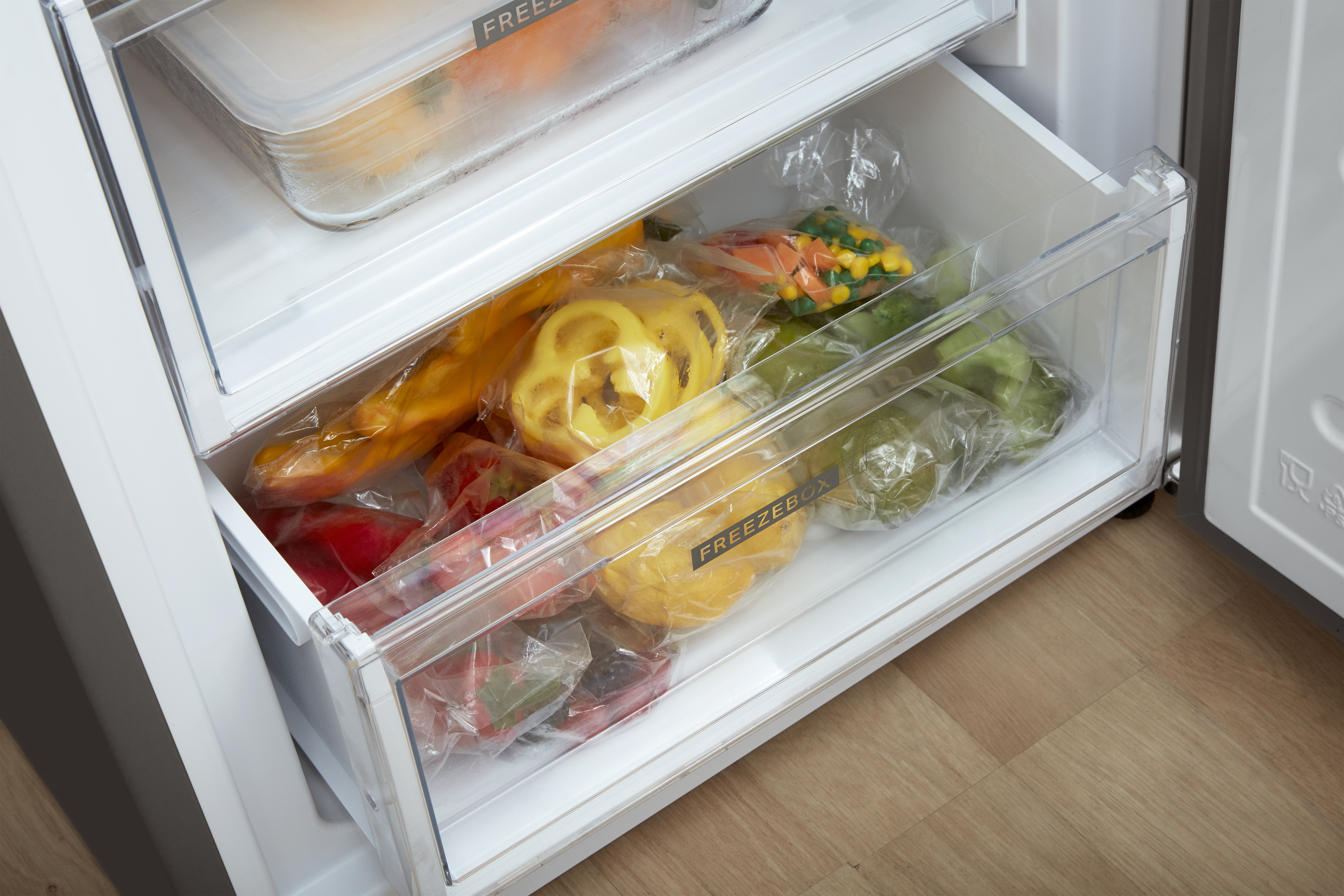WHIRLPOOL W7 821O OX No Frost kombinált hűtőszekrény