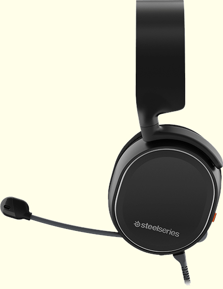 Zwarte SteelSeries headset met een microfoon, zijaanzicht, op een lichtgekleurde achtergrond.