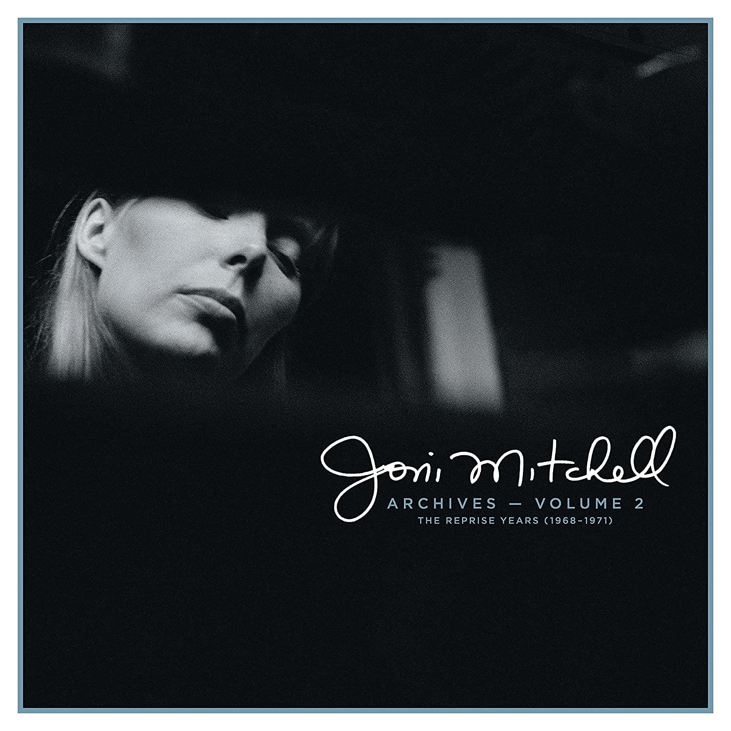 Album borítója. Fekete-fehér kép Joni Mitchellről. Arca bal felül látható. A cím fehér kurzív betűkkel van írva.