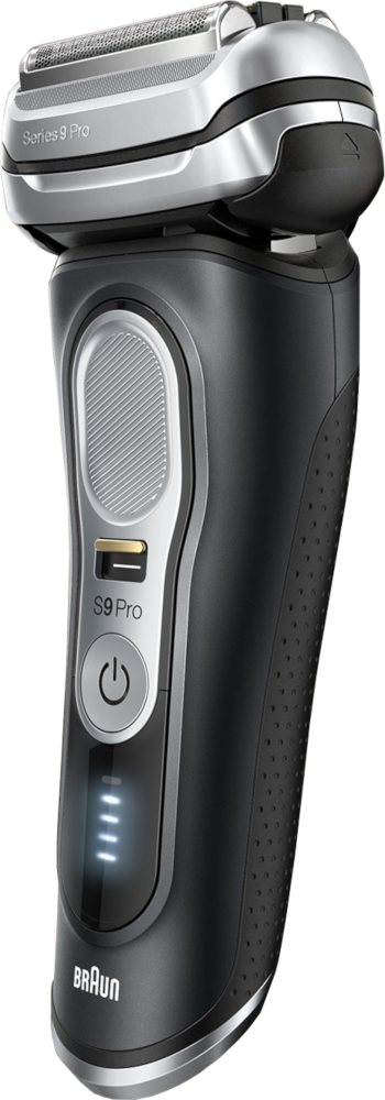 Zwarte en zilveren Braun Series 9 Pro elektrische scheerapparaat. De aan/uit-knop en batterij-indicator zijn zichtbaar.
