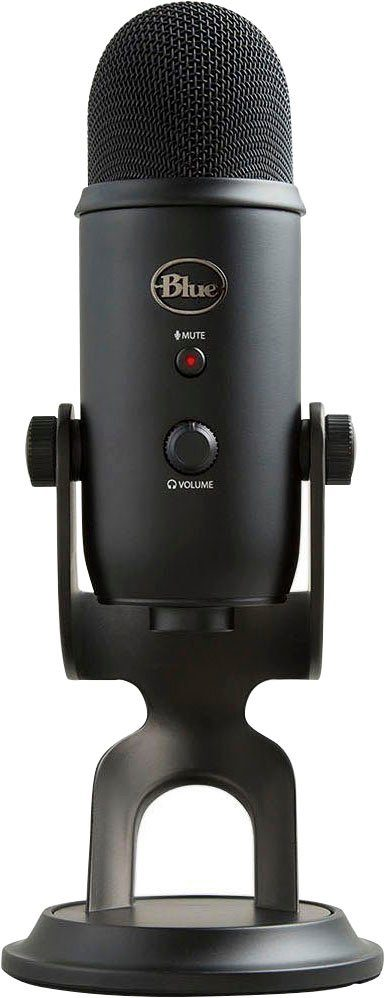 Ein schwarzes Blue Yeti Mikrofon. Es hat eine Stummtaste und eine Lautstärkeregelung, auf einem Ständer.