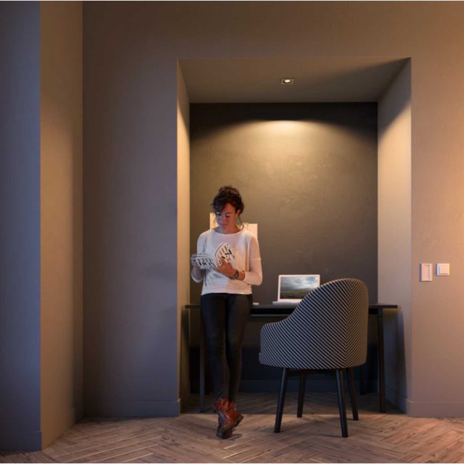 Lámpara inteligente - Philips Hue Milliskin, Foco Empotrable LED Inteligente, Alexa y Google Home, Aluminio