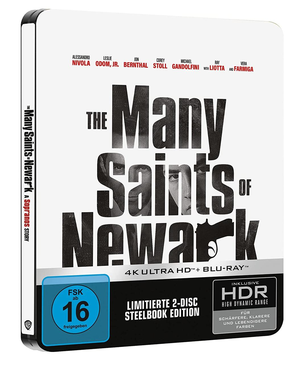 DVD-Hülle, schwarz-weiß, Text 'The Many Saints of Newark', Schauspieler und eine Pistole.