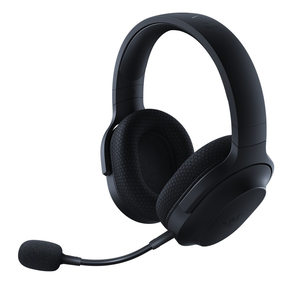 Mikrofonlu ve Razer logolu siyah kulaklık.