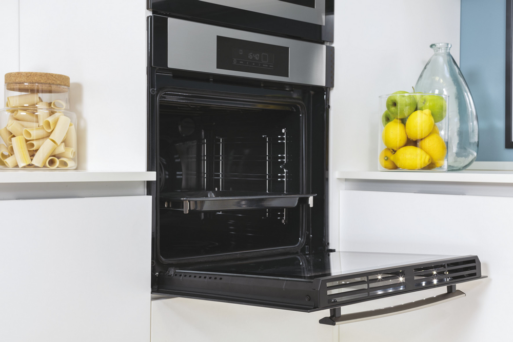 Horno - Candy Essenza FCNE828X WIFI, Multifunción, 70l, 60cm, WIFI, Puerta doble cristal, 3 resistencias, Inox