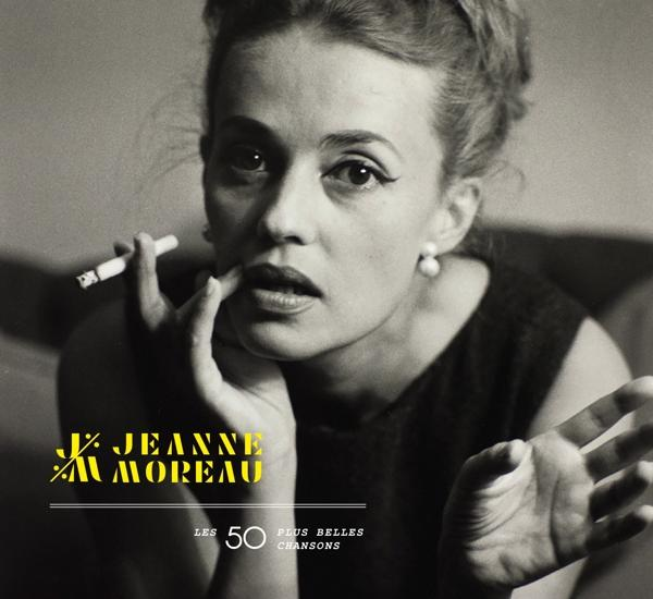 Jeanne Moreau, photo en noir et blanc, fumant une cigarette, regardant en haut.