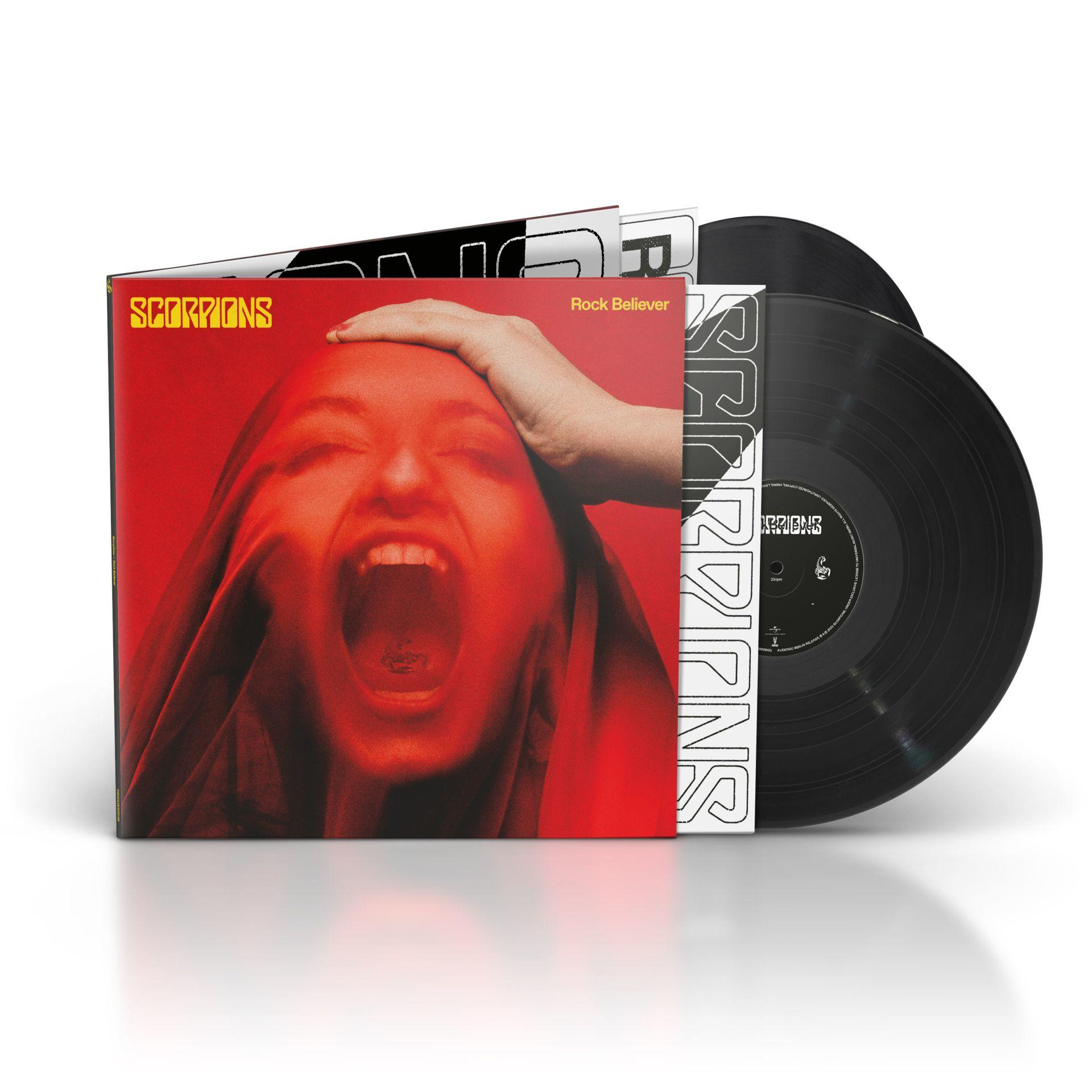 Scorpions 'Rock Believer' vinyl albumhoes, rode achtergrond, schreeuwend gezicht, zwarte vinyls.