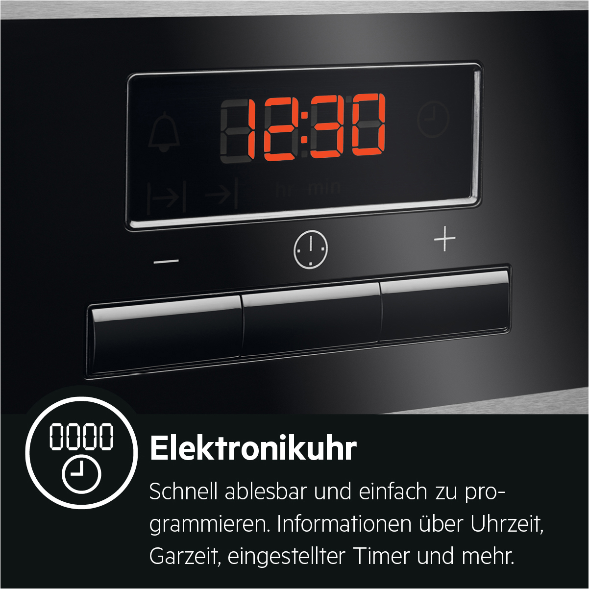 Nahaufnahme eines Bedienfelds eines Geräts mit digitaler Uhranzeige.