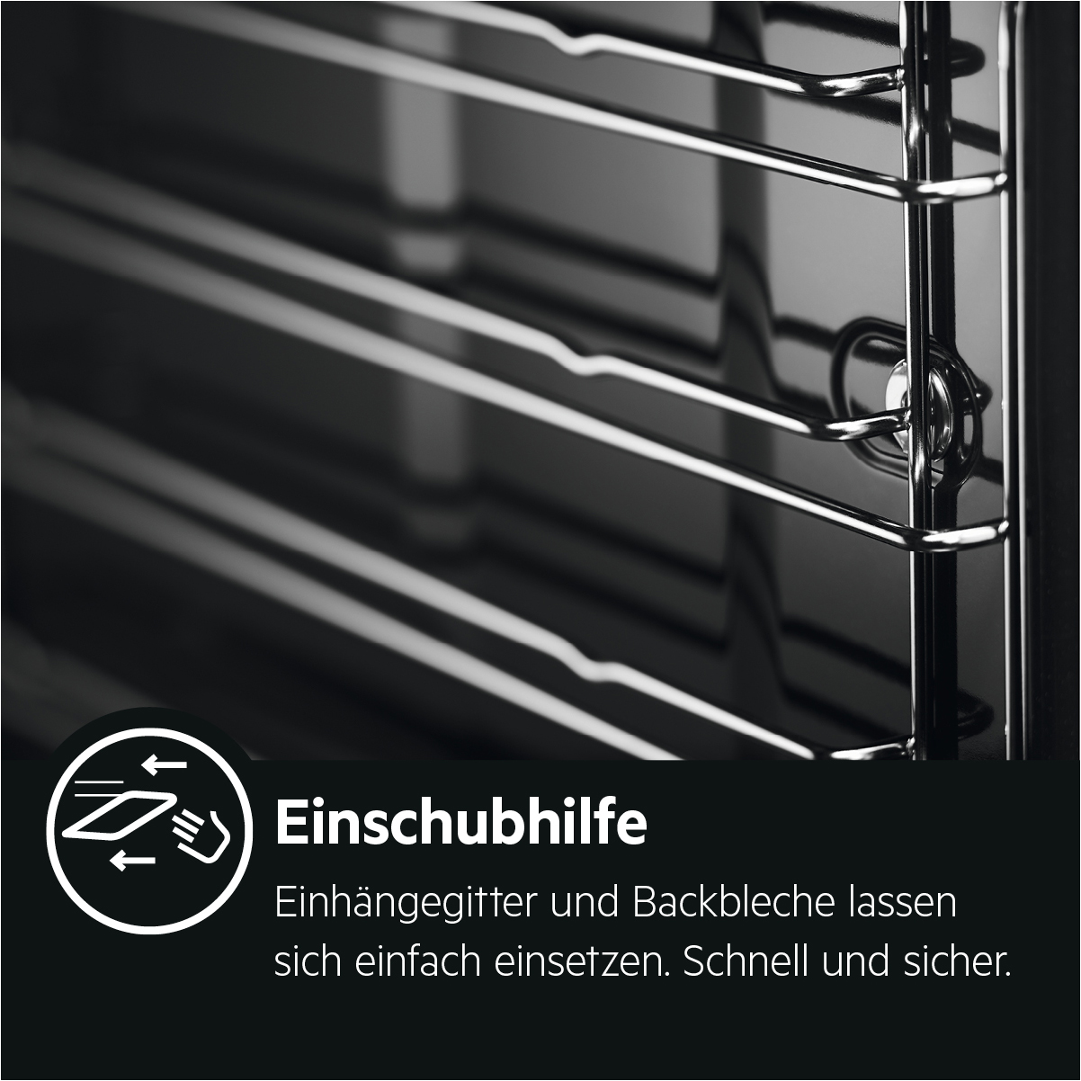 Nahaufnahme von Ofengitter und Text 'Einschubhilfe' mit Pfeilen.