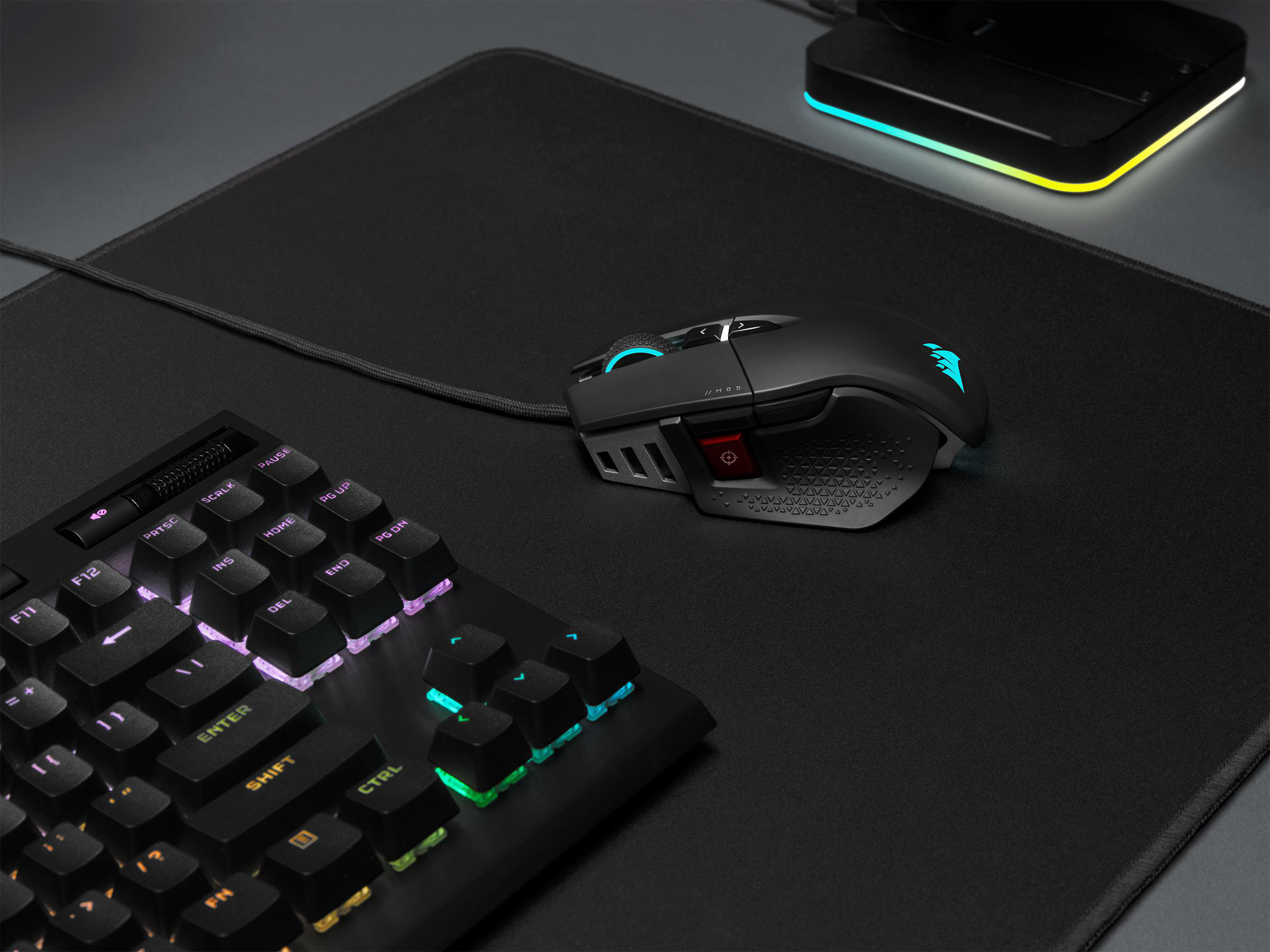 CORSAIR M65 RGB ULTRA Maus, Schwarz