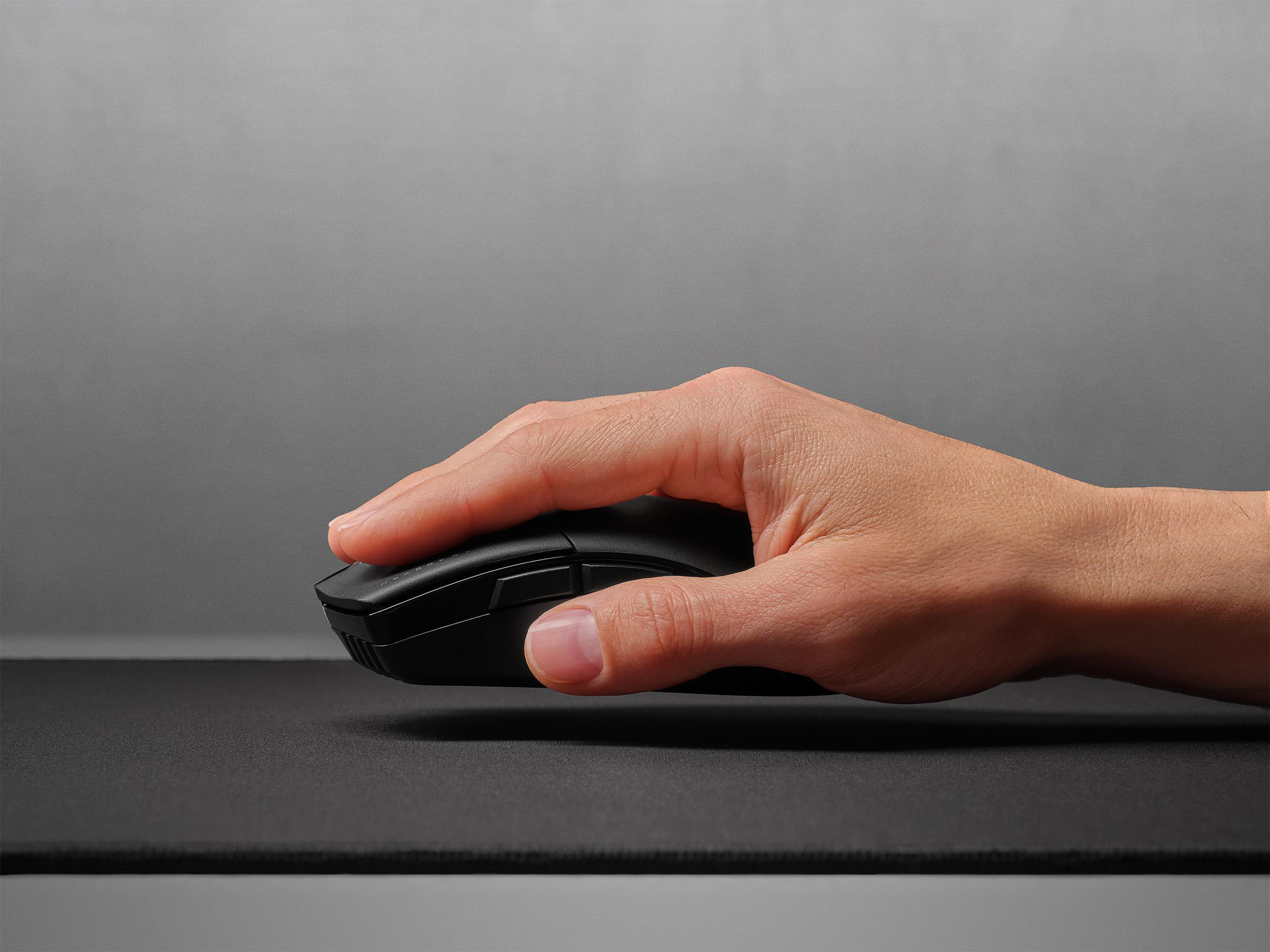 CORSAIR WIRELESS CHAMPION SERIES Maus Maus, Schwarz