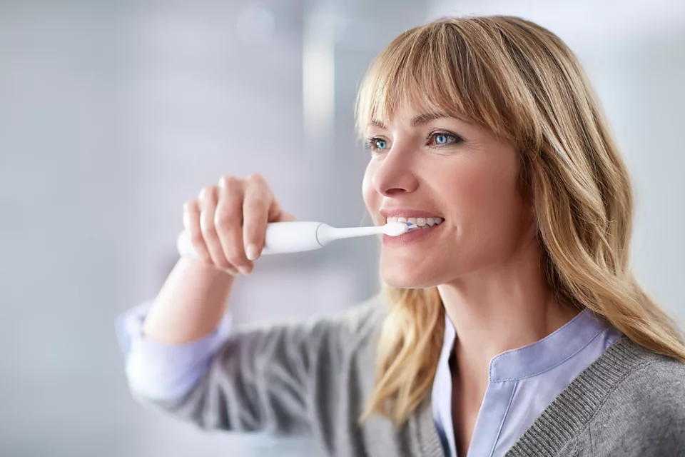 PHILIPS Brosse à dents électrique Sonicare ProtectiveClean 4500 (HX6839/28)