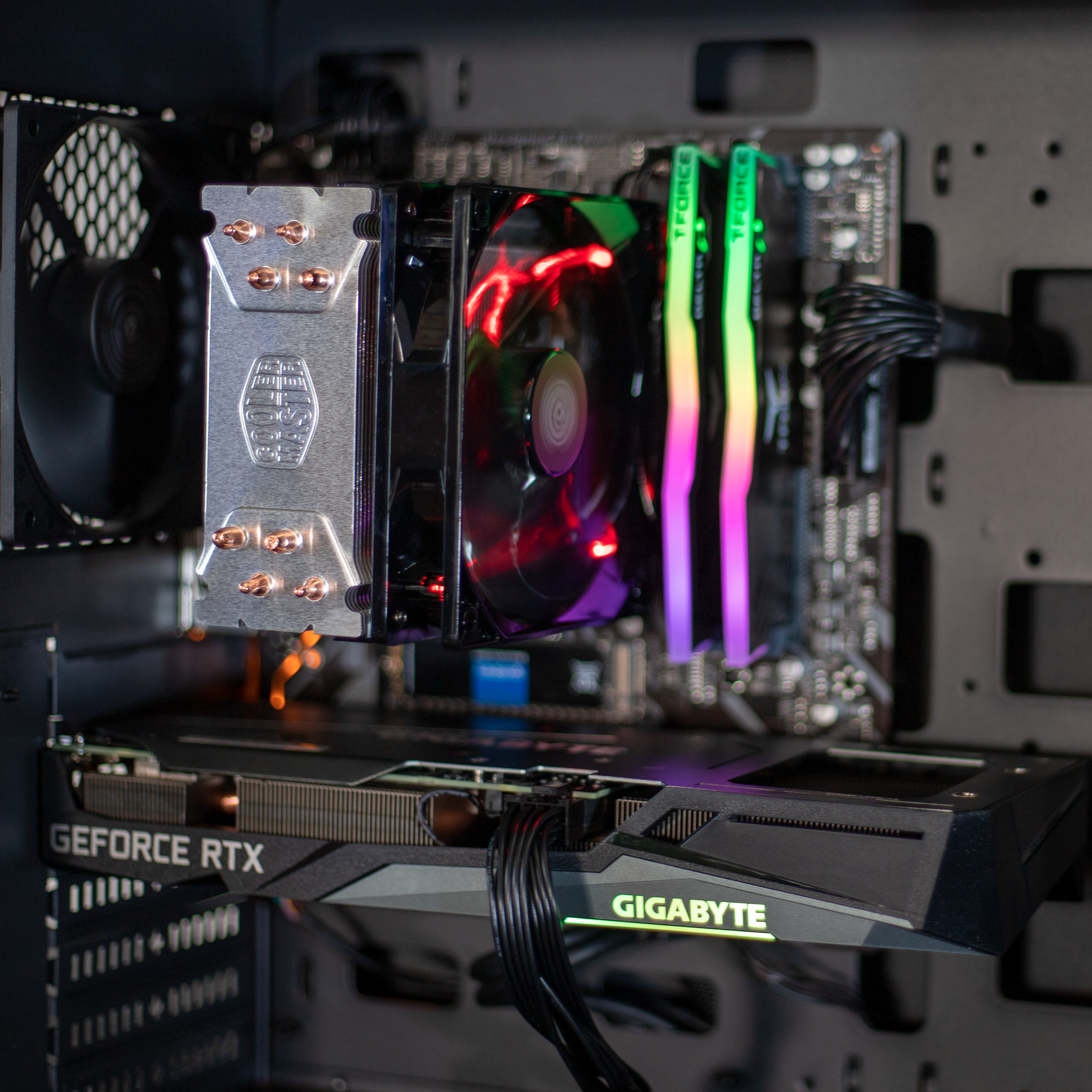 PC gaming - PC Clon B450, AMD Ryzen™ 5 3600, 16 GB RAM, 512 GB SSD, Geforce™ RTX 3060, Ubuntu