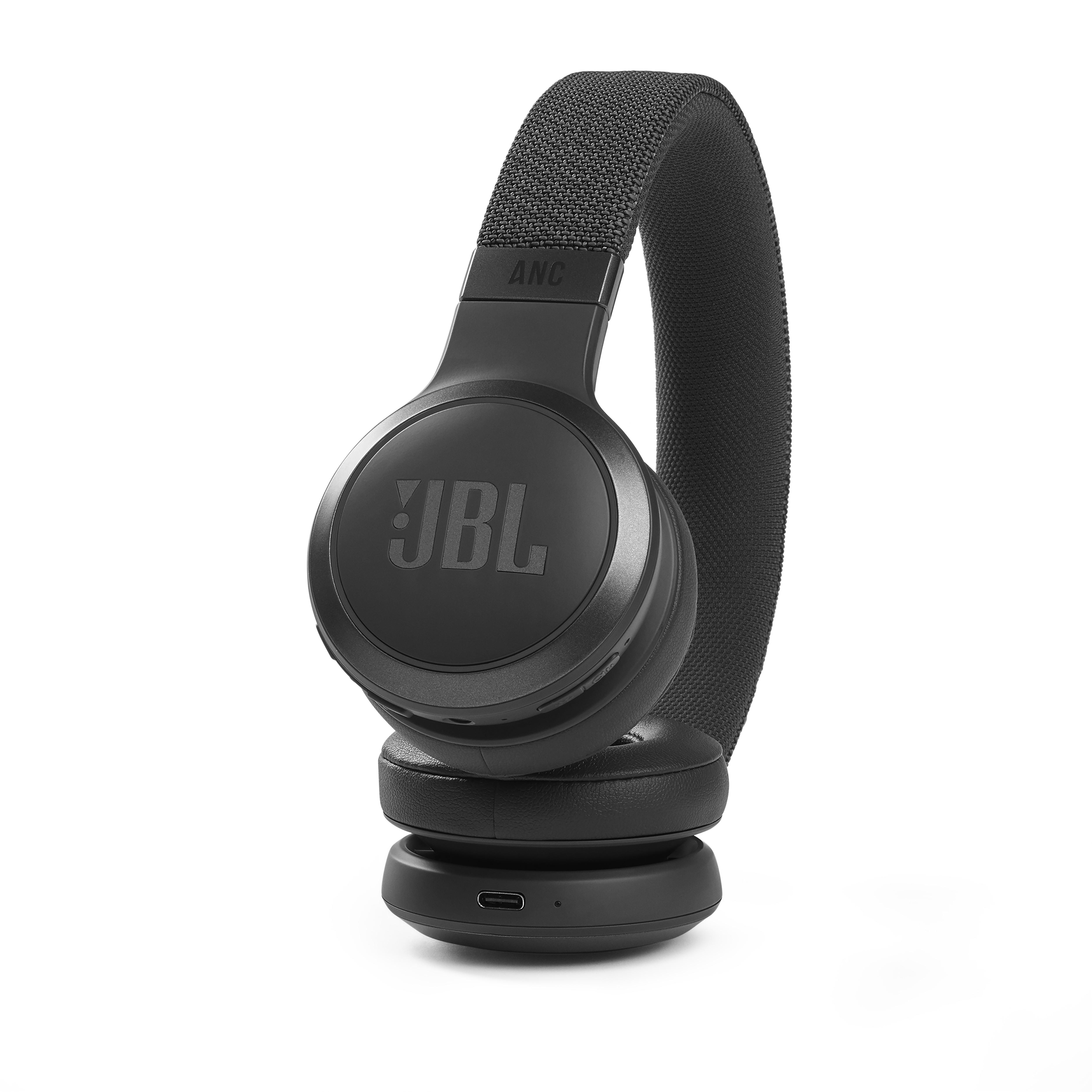 Schwarzer JBL Kopfhörer mit Kopfbügel.