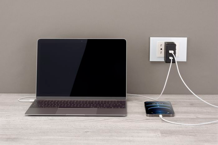 CELLULAR LINE Duo Charger - Netzladegerät (Schwarz)