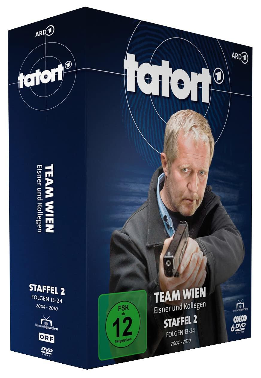 Eine DVD-Box-Set der Fernsehserie 'Tatort' mit einem Mann, der eine Waffe hält.