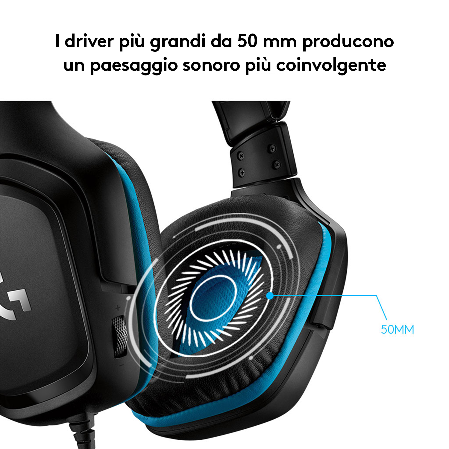 Cuffie con focus sul padiglione auricolare che mostra il driver da 50 mm. Accenti blu, schema di colori nero e blu.