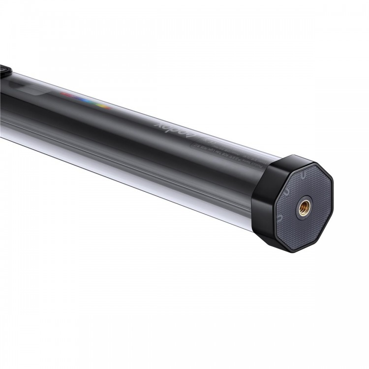 Eine zylindrische LED-Leuchte in Schwarz und Silber mit sechseckiger Basis. Mehrfarbige Lichter sind innen zu sehen.