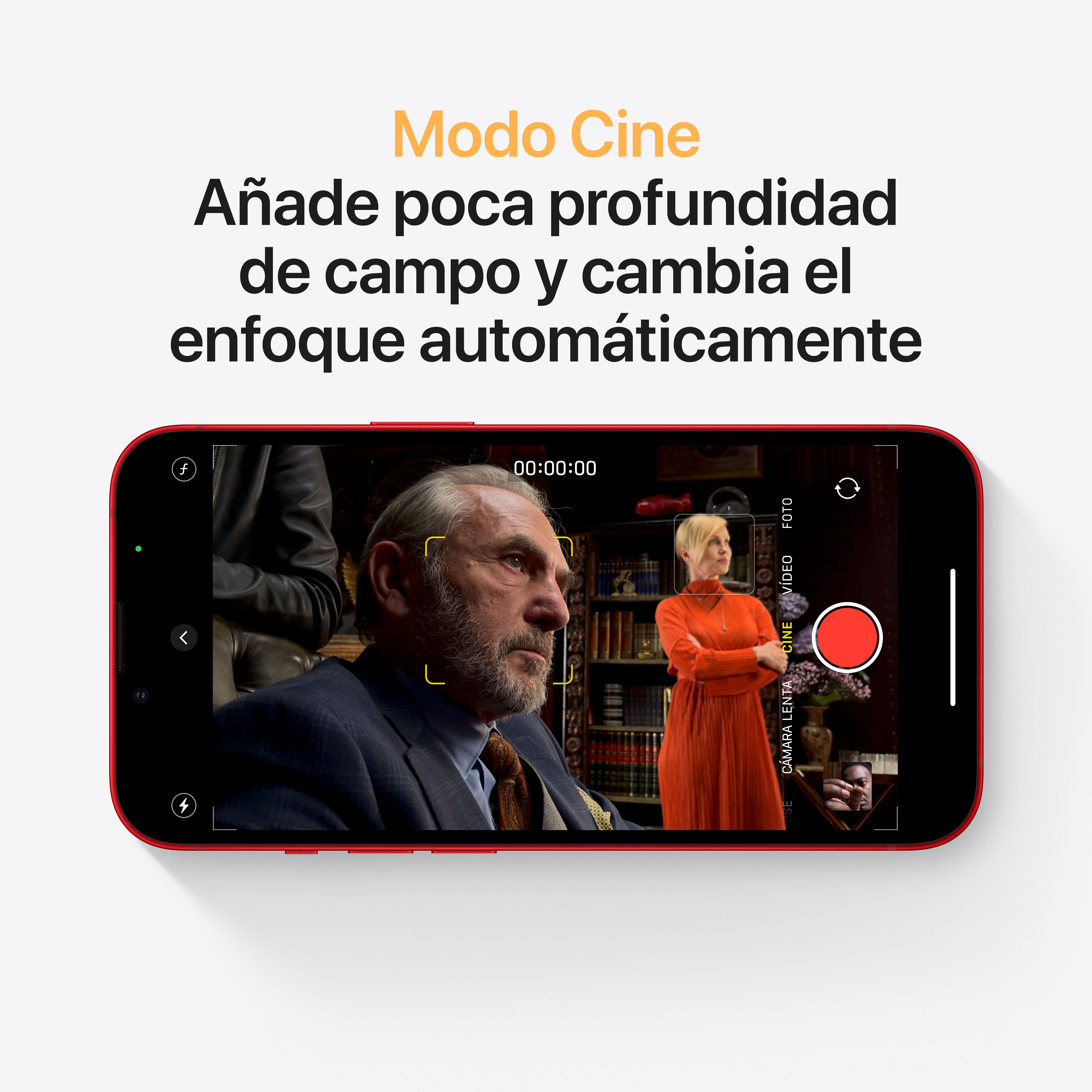 Smartphone mostrando modo cine con dos personas en la escena.