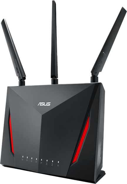 Zwarte ASUS-router met drie antennes en rode accenten. Toont stroom- en verbindingslampjes.