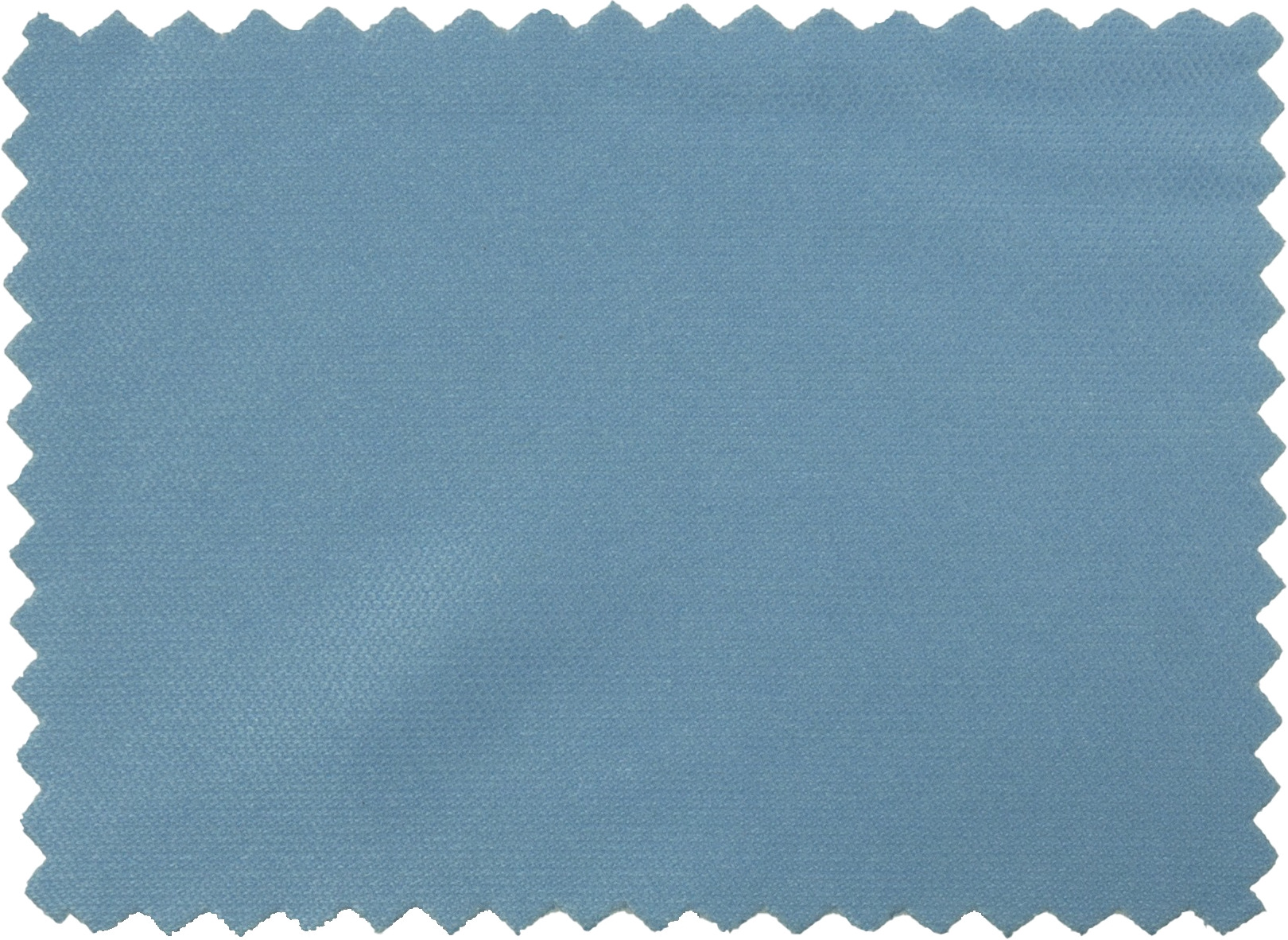 Échantillon de tissu bleu avec bords dentelés. Surface unie, fond blanc.
