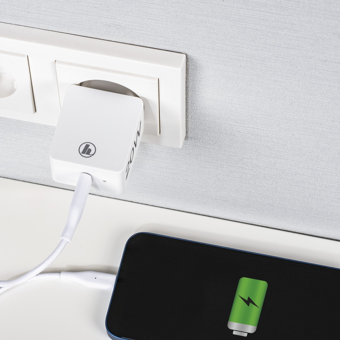 HAMA Chargeur USB-C PD QC Blanc (210535)