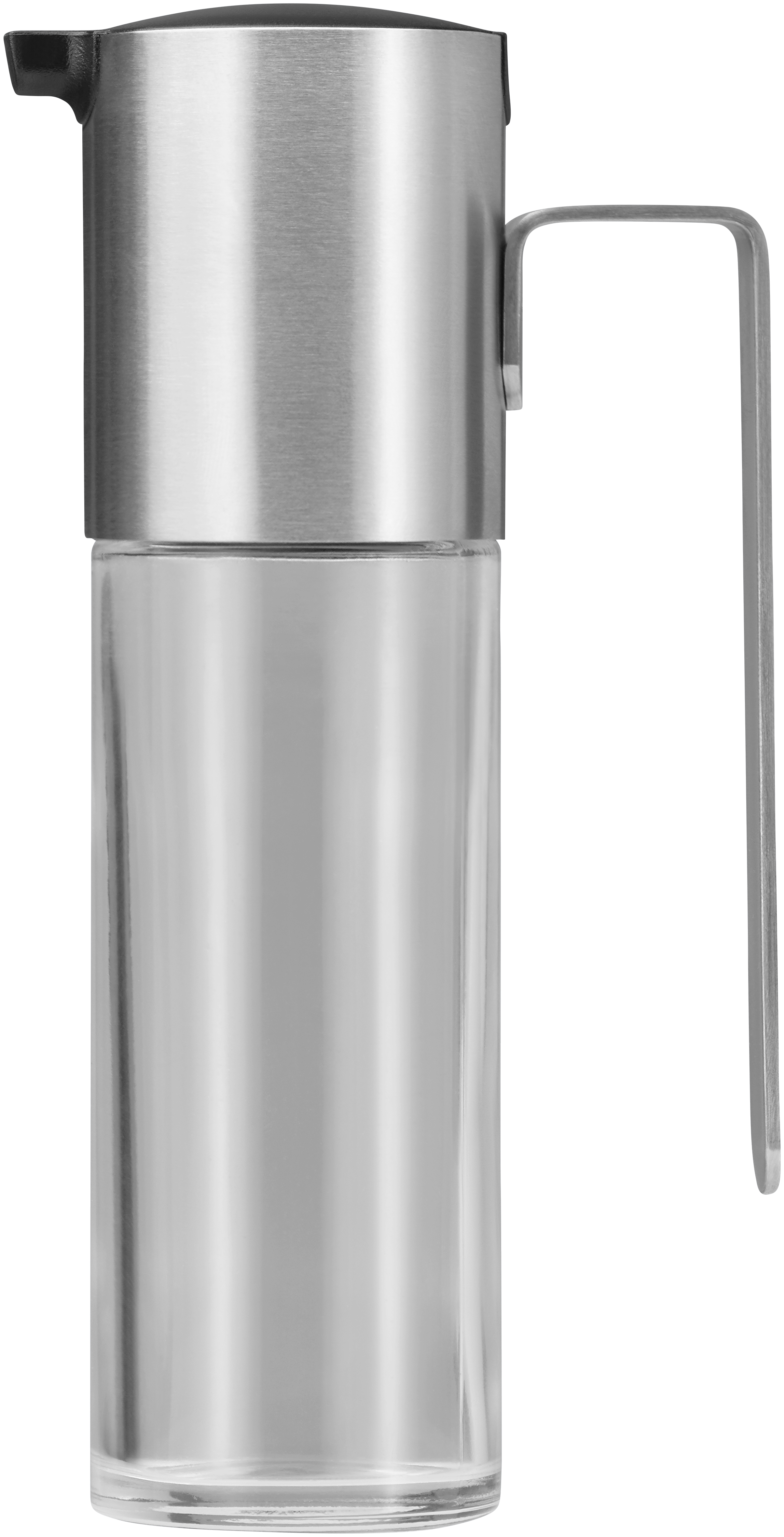 Öldosierer aus Glas und Edelstahl. Der Griff ist aus Edelstahl. Weißer Hintergrund.