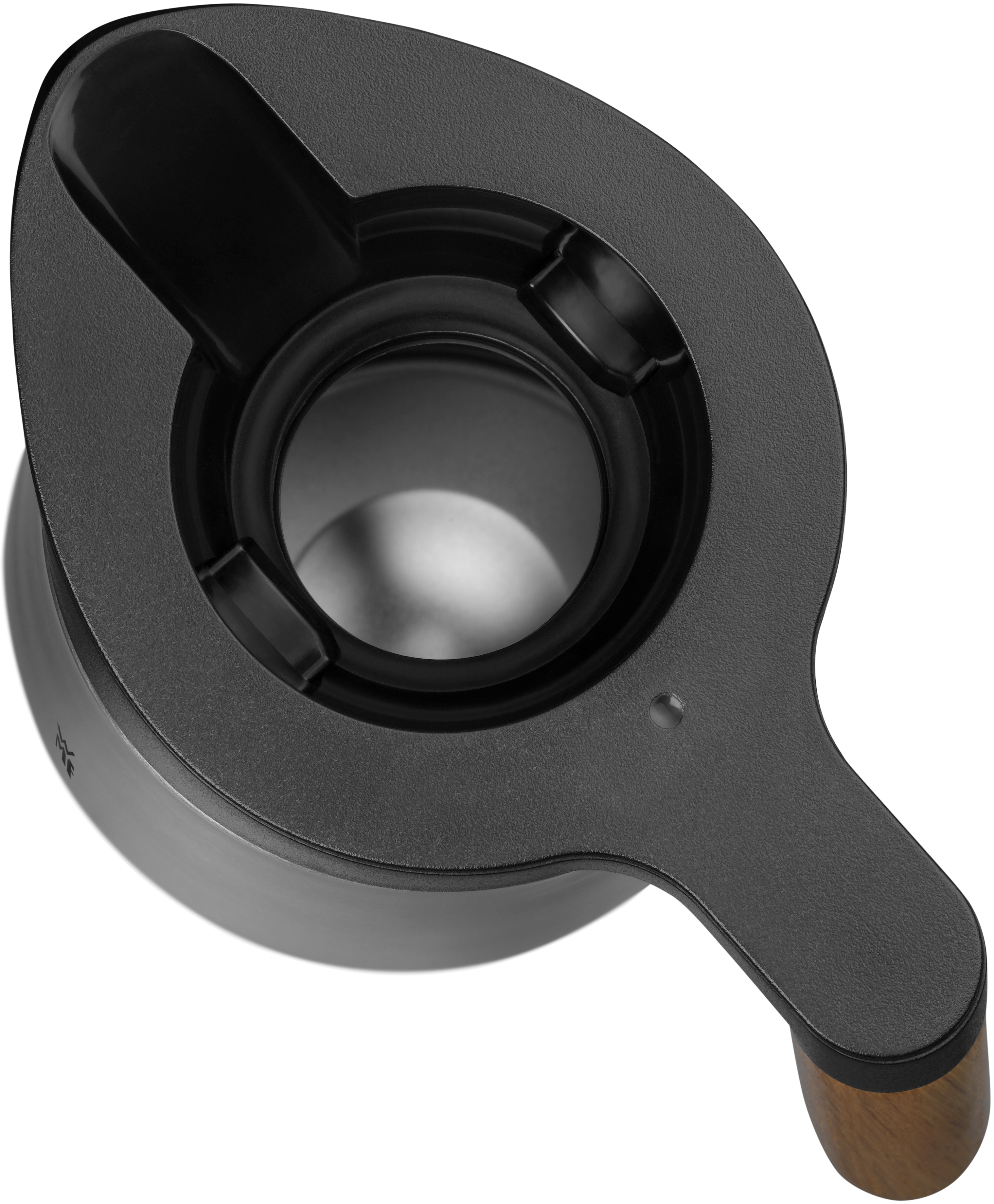 Draufsicht auf einen schwarzen Kaffeemaschinendeckel mit Holzgriff. Schlichtes, modernes Design.