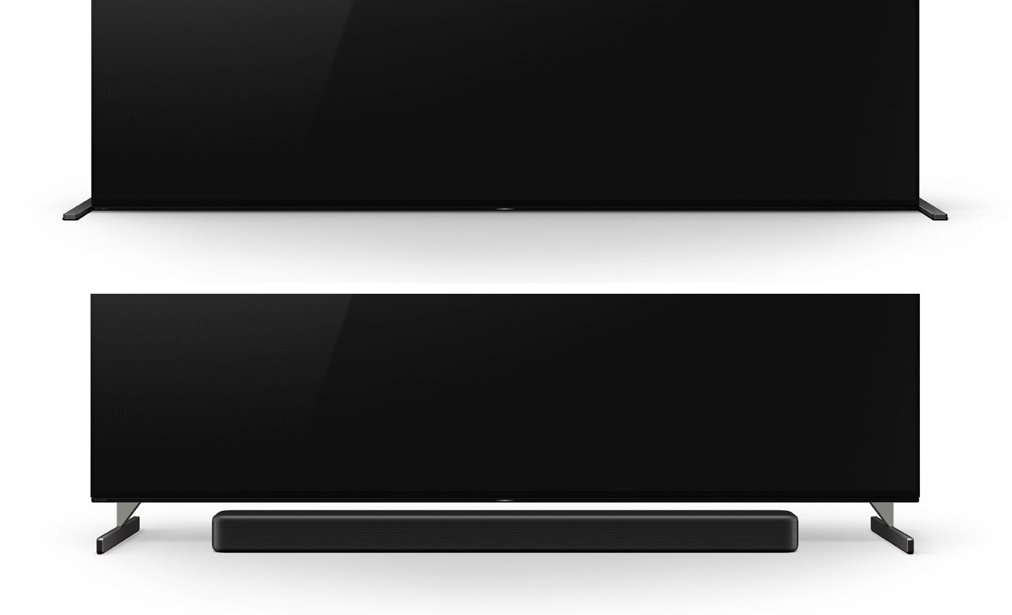 Zwei schwarze Fernseher. Oberer mit Ständer. Unterer mit Soundbar darunter. Weißer Hintergrund.