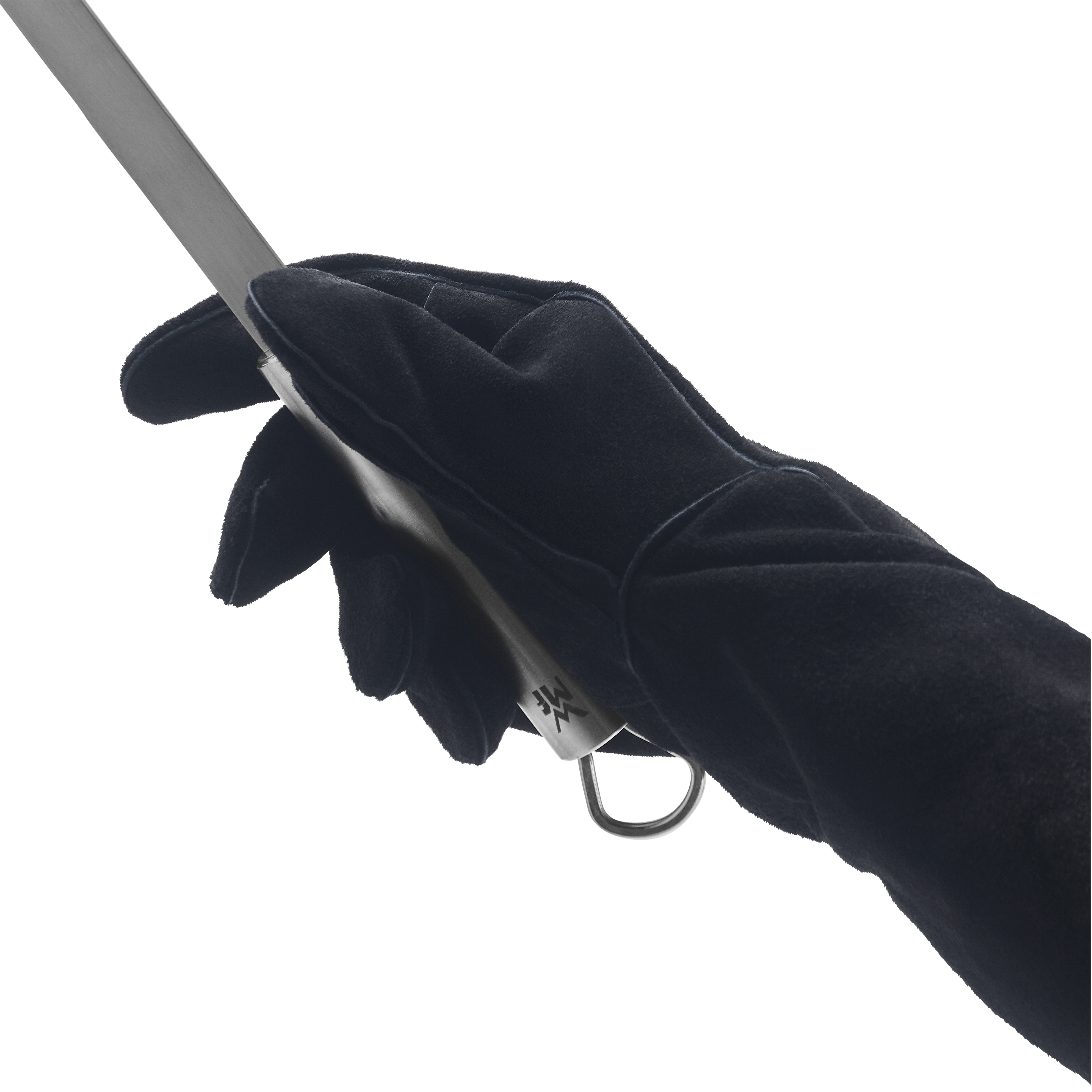 Hand, die ein Messer hält, mit schwarzem Handschuh, weißer Hintergrund.