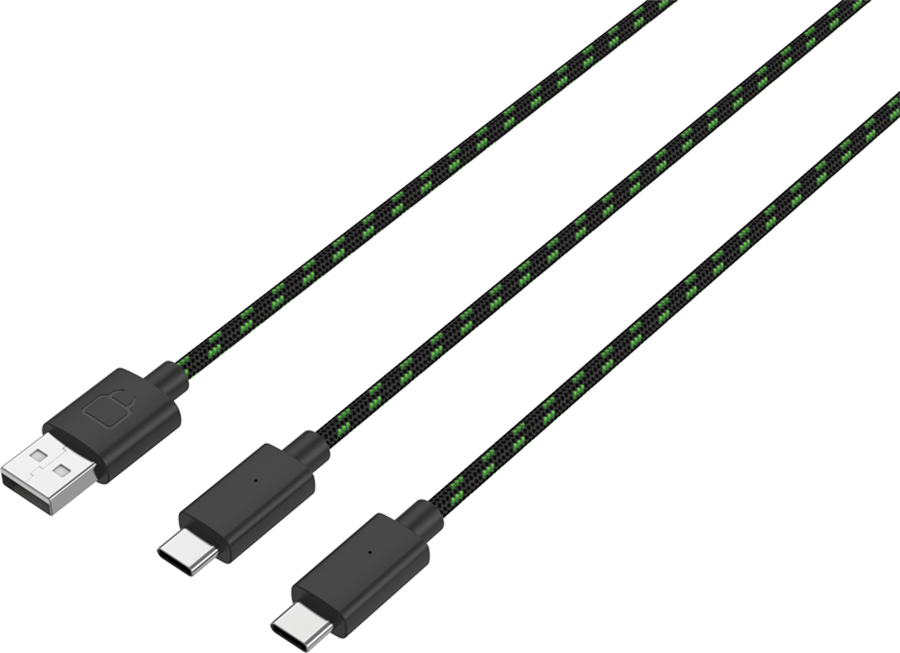 Három fekete USB kábel zöld díszítéssel, USB-A, USB-C és egy másik USB-C.