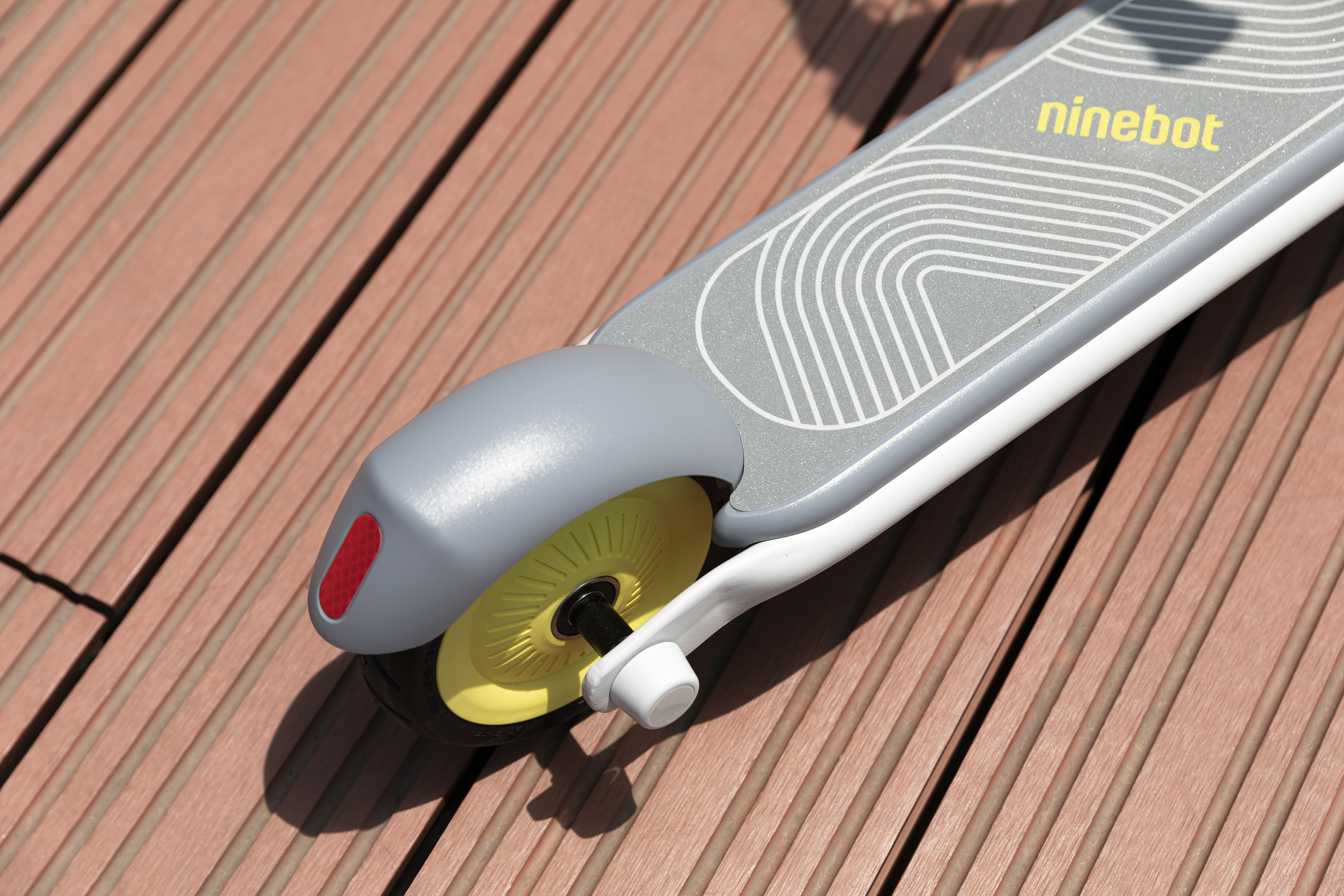 NINEBOT E-KickScooter Segway by ZING Grau/Gelb C8 E-KickScooter