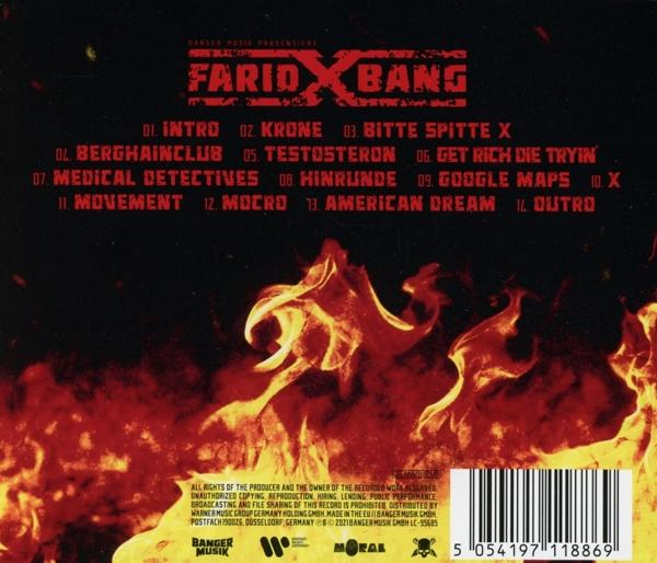 Rückseite einer CD mit feurigem Design und Titelliste, unten ein Barcode.