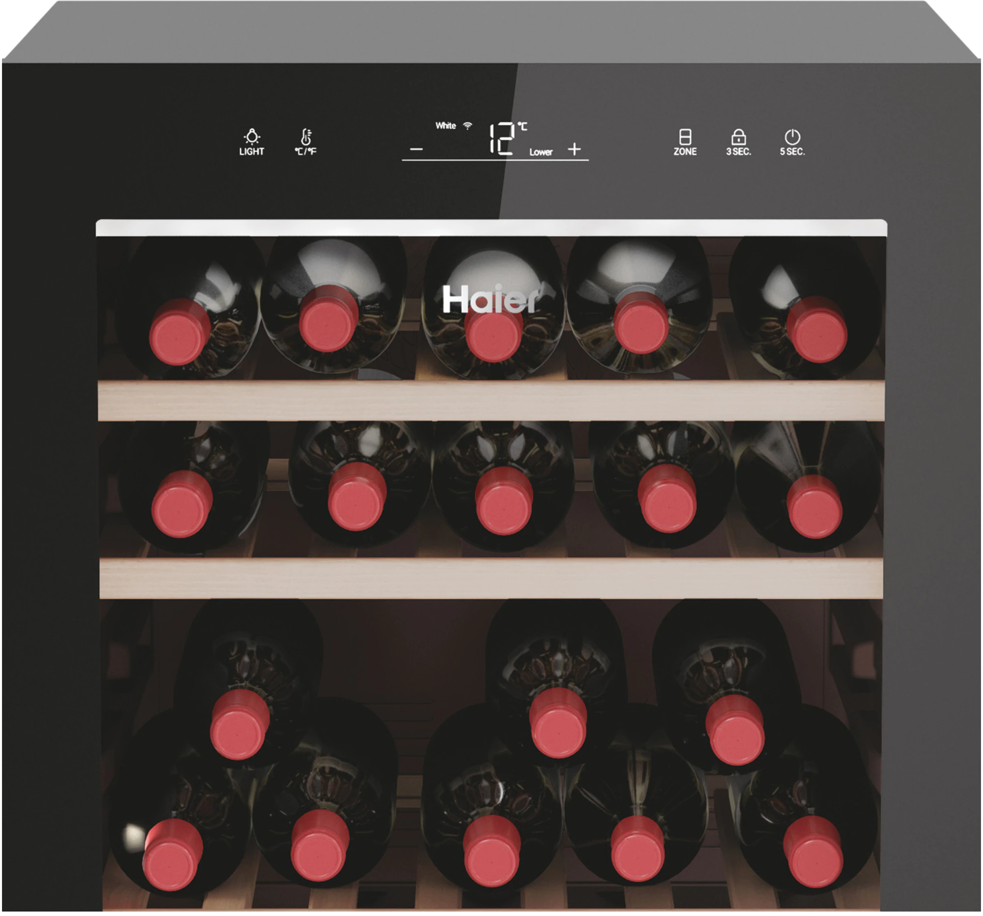 Cantinetta con bottiglie. Logo Haier visibile. Il display digitale mostra la temperatura.