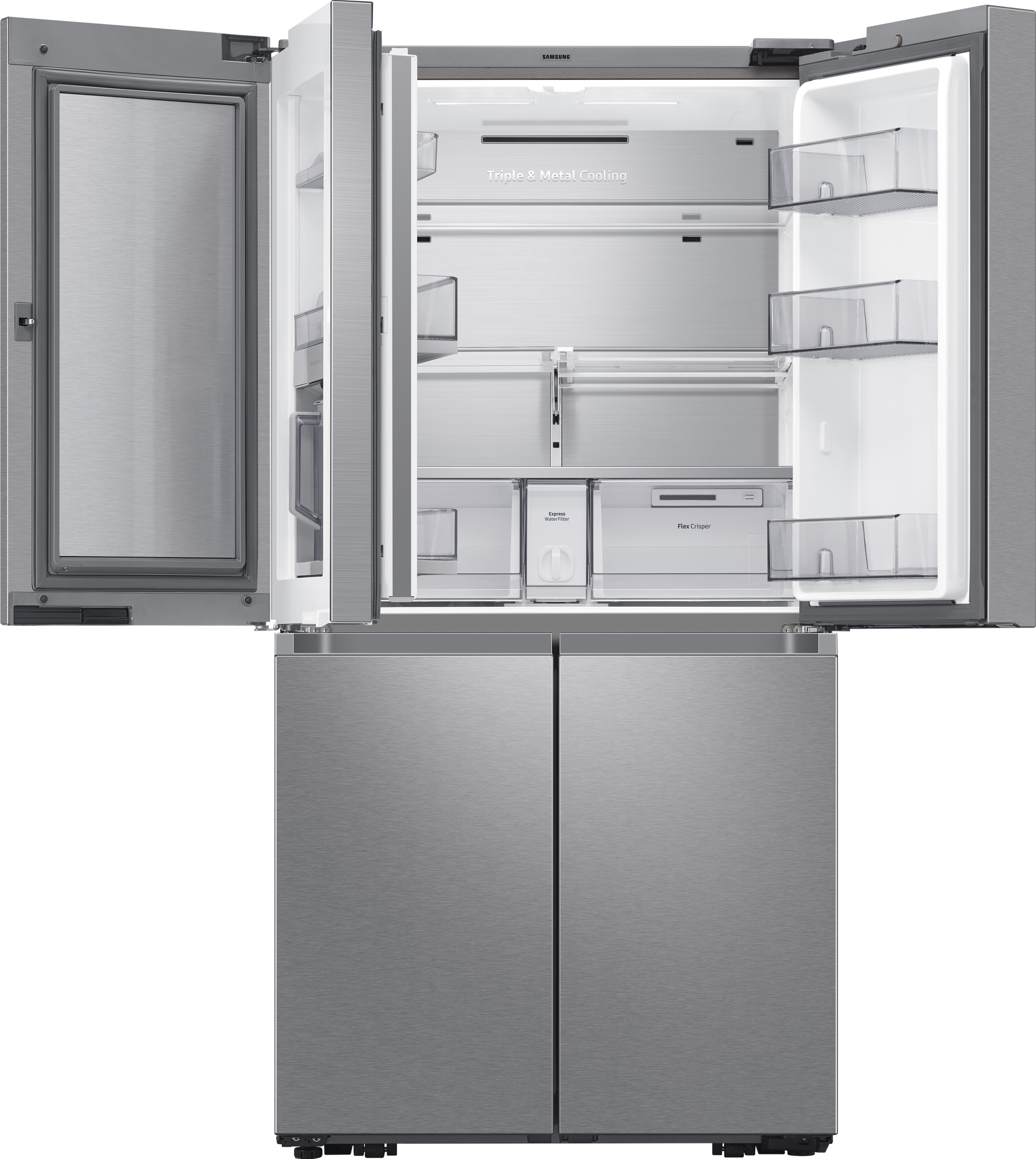 Ein Kühlschrank aus Edelstahl mit offenen Türen und Regalen im Inneren.