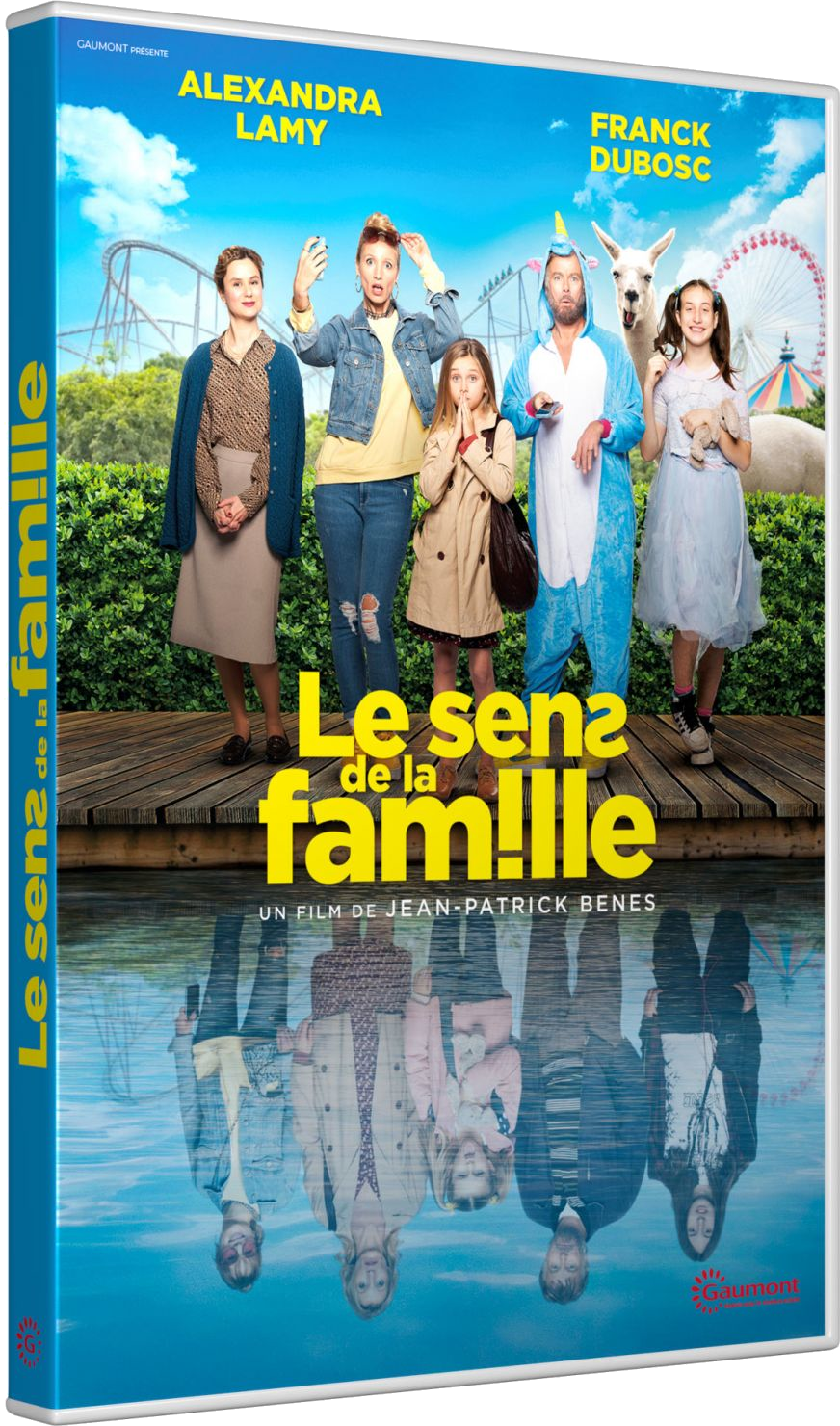 Filmposter: 'Le sens de la famille'. Toont een gezin in een park, met acteurs en een lama.