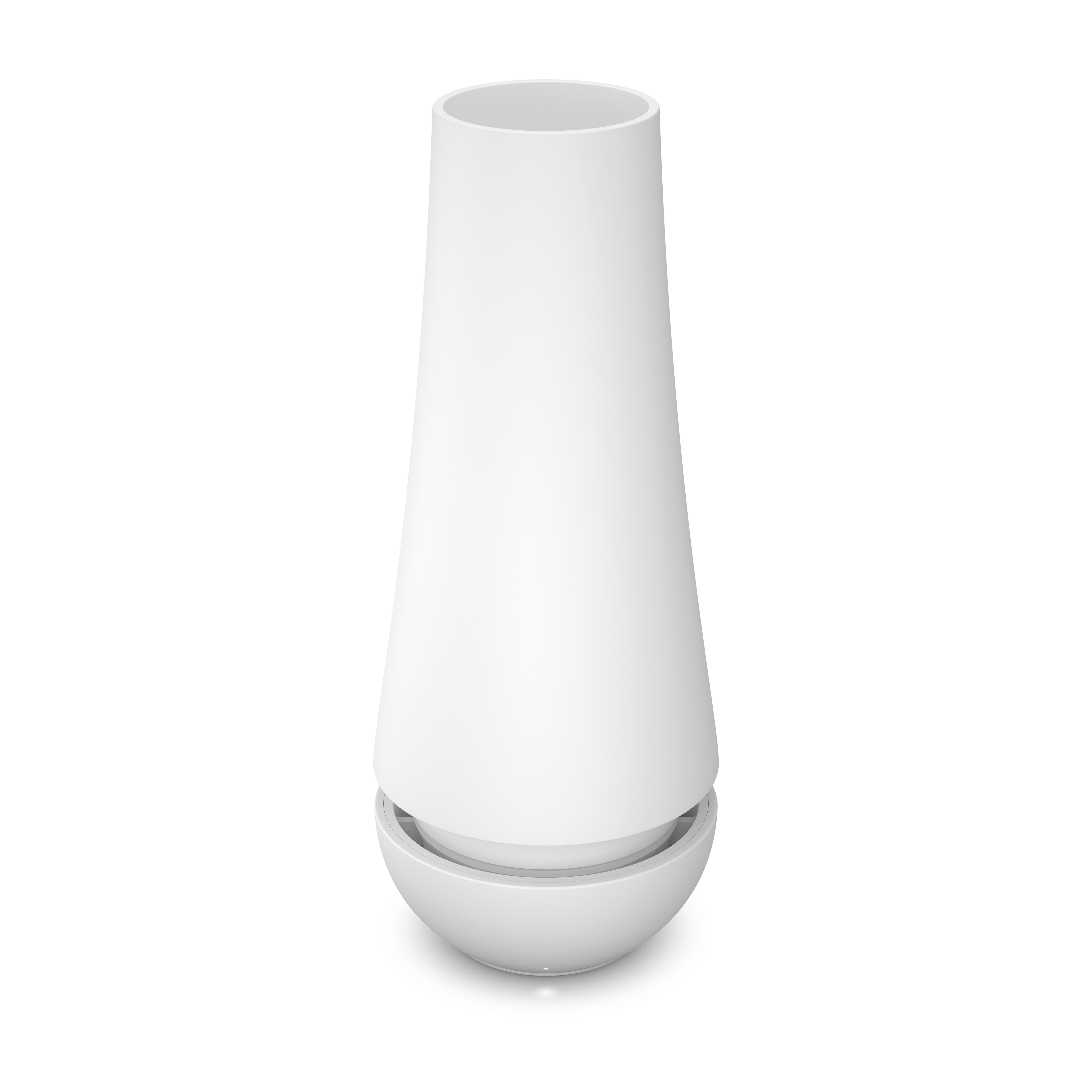 Eine weiße, birnenförmige Vase auf weißem Hintergrund.