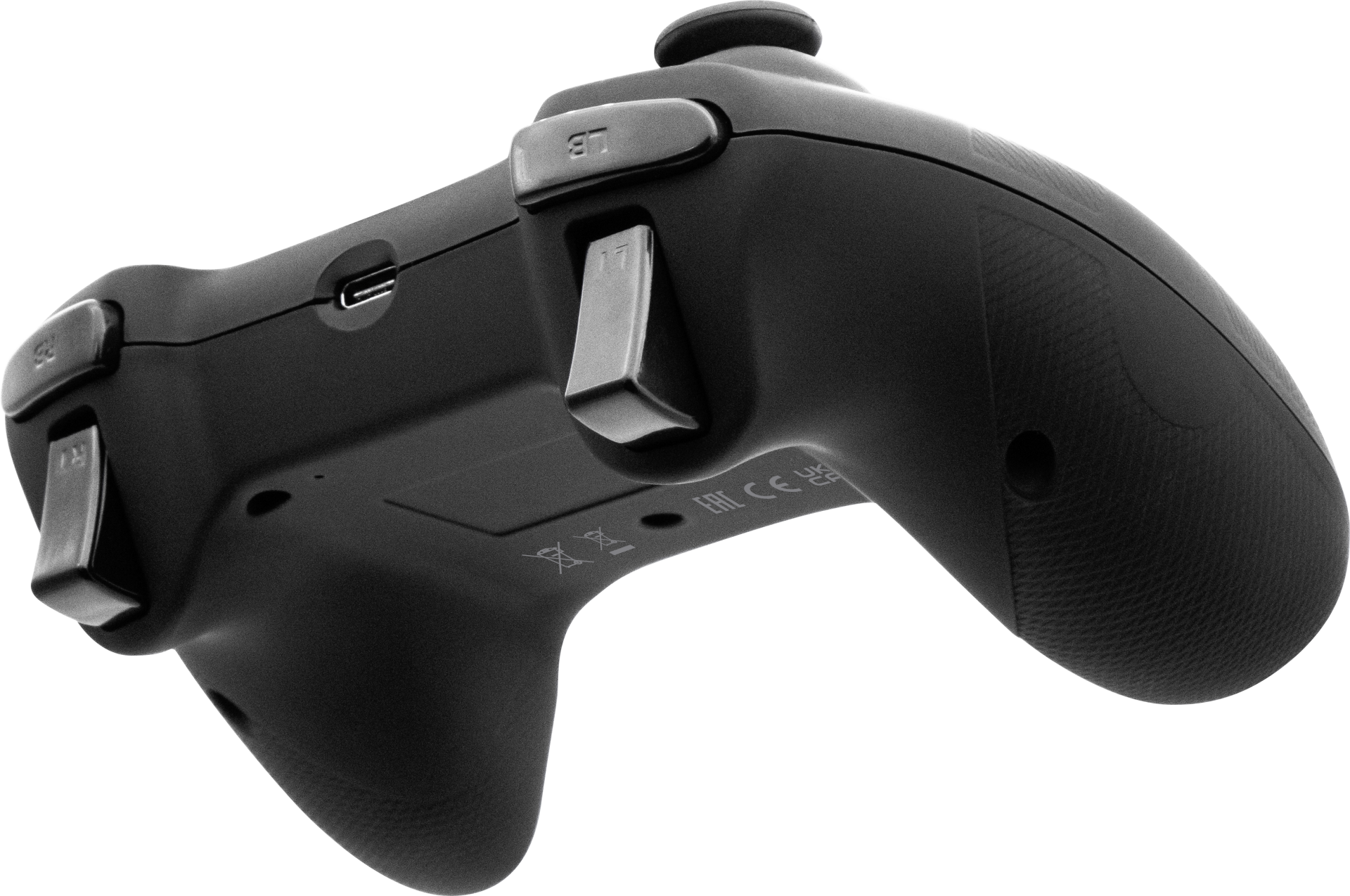 Controller di gioco nero, primo piano, che mostra i pulsanti e una porta USB.