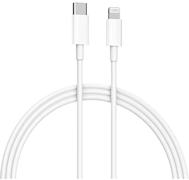 Két fehér töltőkábel látható. Az egyik USB-C csatlakozóval, a másik Lightning csatlakozóval rendelkezik.