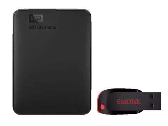 Schwarze externe Festplatte und ein schwarz-roter USB-Stick.