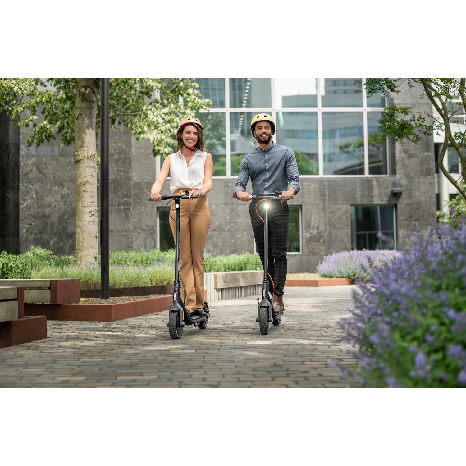Patinete eléctrico - Segway-Ninebot F25E, 250 W, Hasta 100 kg, Velocidad 25 km/h, Autonomía 25km, Negro