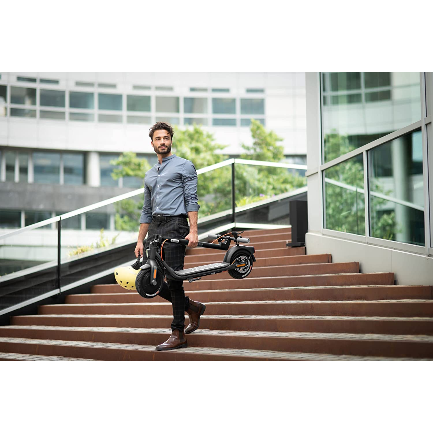 Patinete eléctrico - Segway Ninebot F30E, 300 W, Hasta 120 kg, Frenos electrónicos y de disco, Velocidad 25 km/h, Autonomía de 30 km, Negro