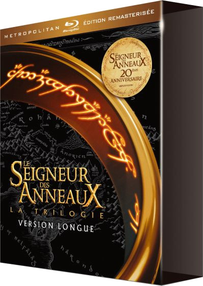 Coffret Blu-ray de la trilogie Le Seigneur des Anneaux. Il présente un texte doré et un design d'anneau sur fond noir.