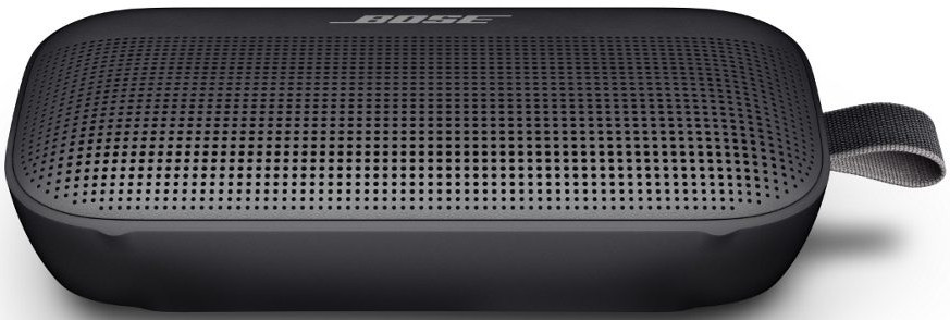 Haut-parleur Bose noir avec une sangle grise. Il a une grille de trous pour le son.