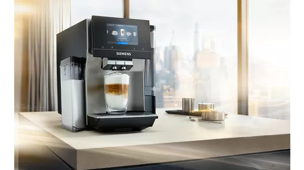 SIEMENS  Machine expresso (TQ707R03) - Machine expresso full automatique - Récipient à lait intégré - Noir