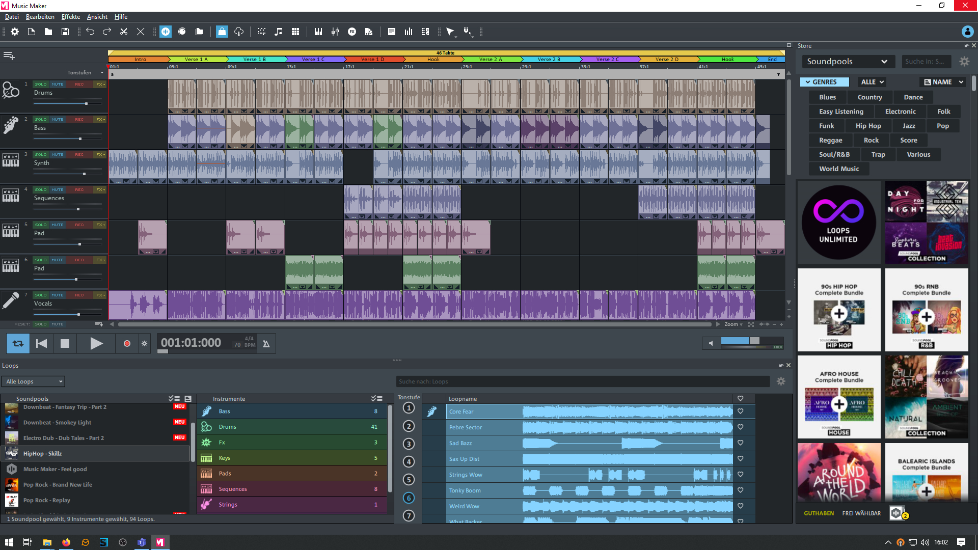 Music Maker Software-Oberfläche mit Spuren, Loops und Bedienelementen. Ein komplexer, interaktiver Bildschirm.