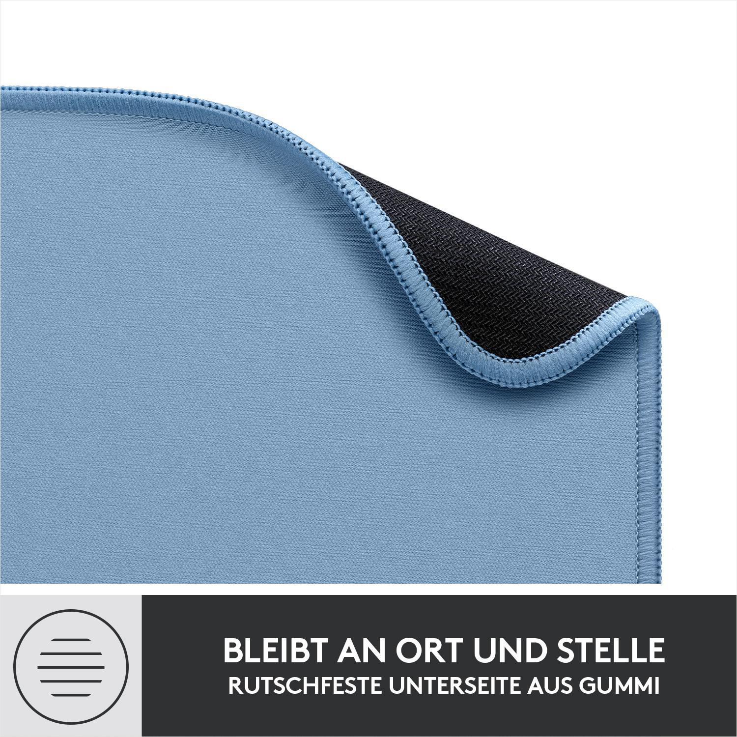 Blaue Matte mit umgenähter Kante und rutschfester Gummirückseite.