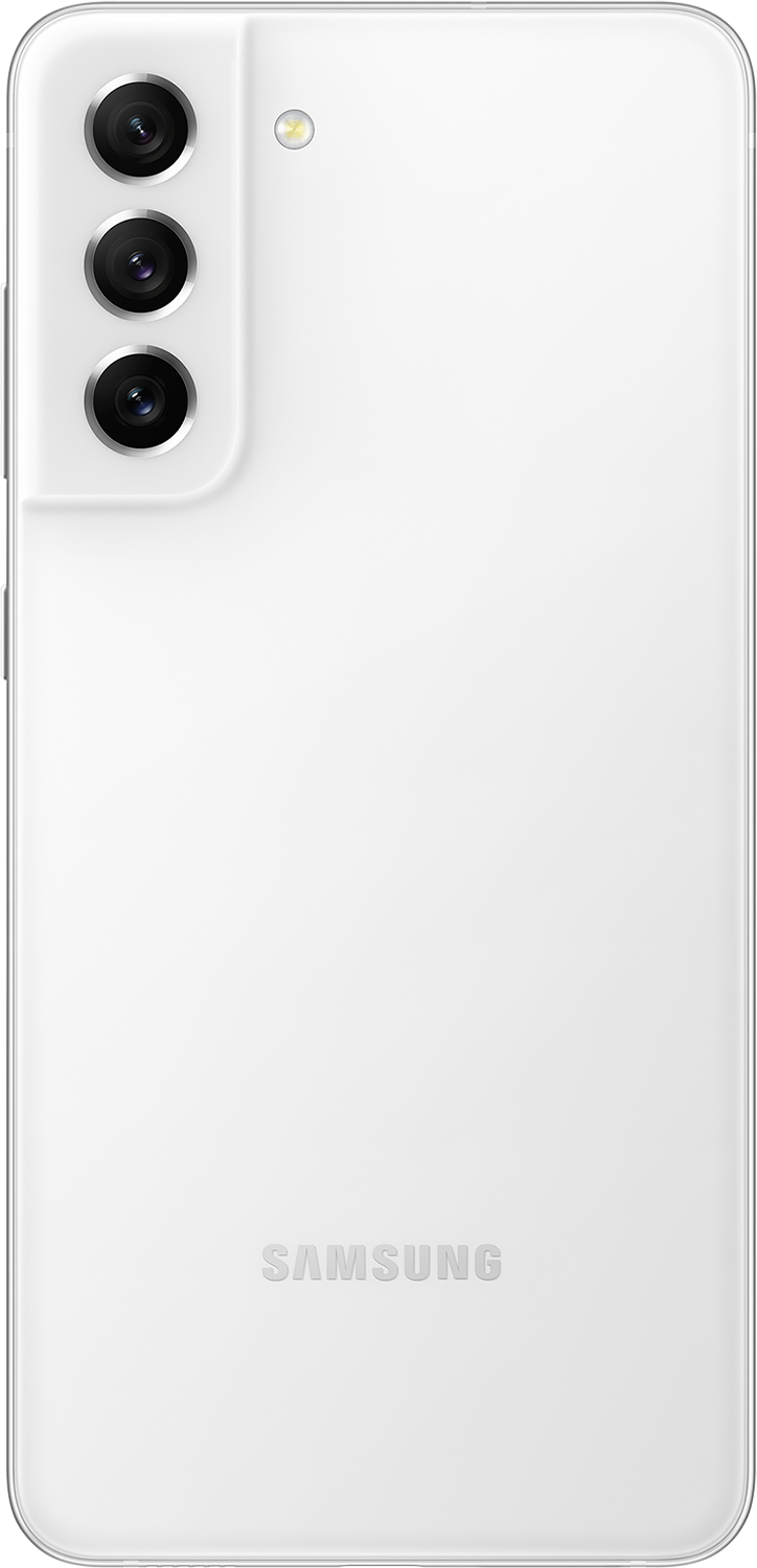 Fehér Samsung telefon három kamerával a hátoldalon.