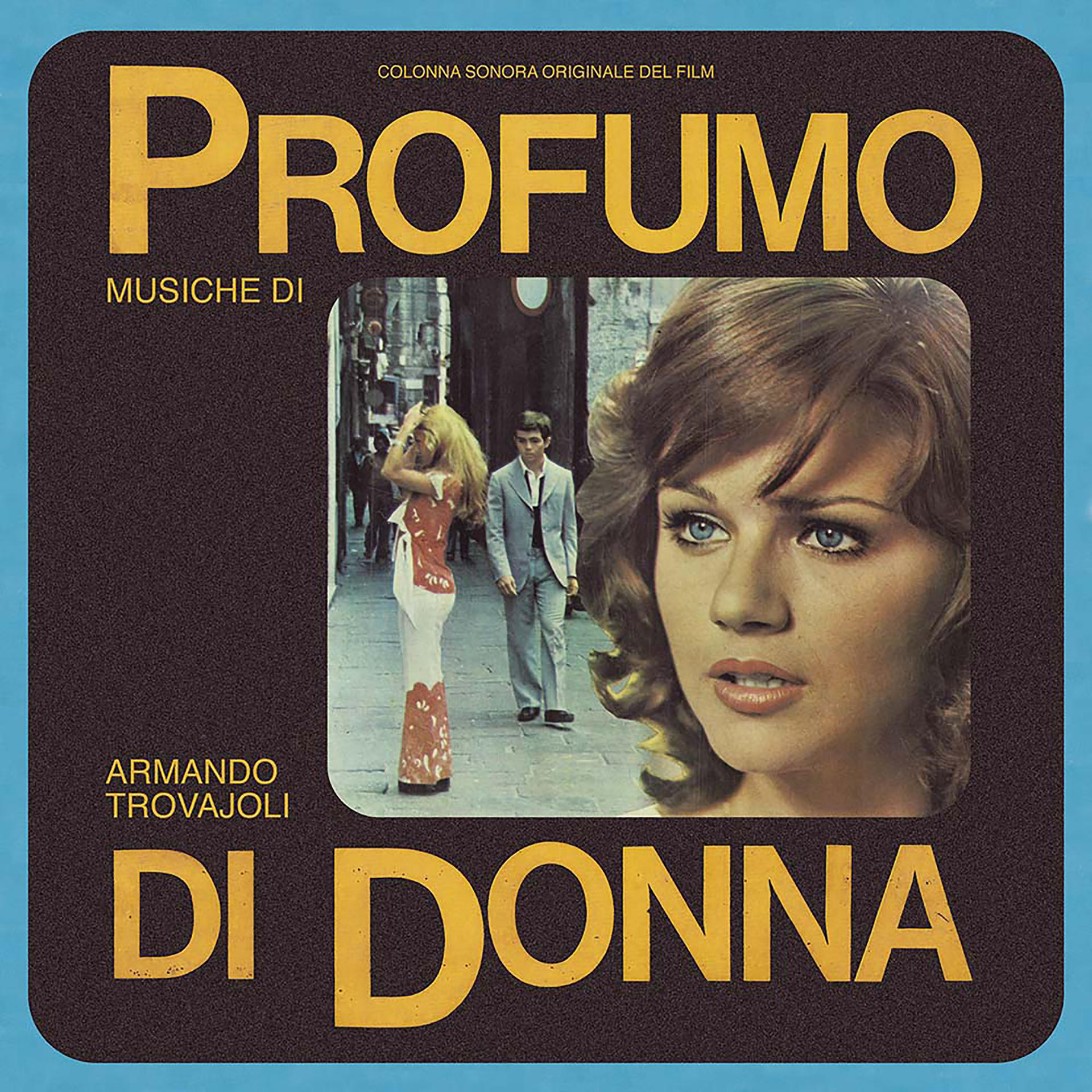 Affiche de film. Titre : Profumo di Donna. Présente le visage d'une femme et deux personnes marchant dans la rue.