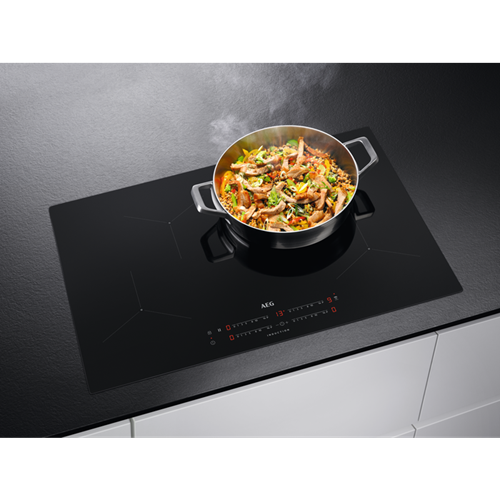 AEG Taque induction (IKB84431IB)